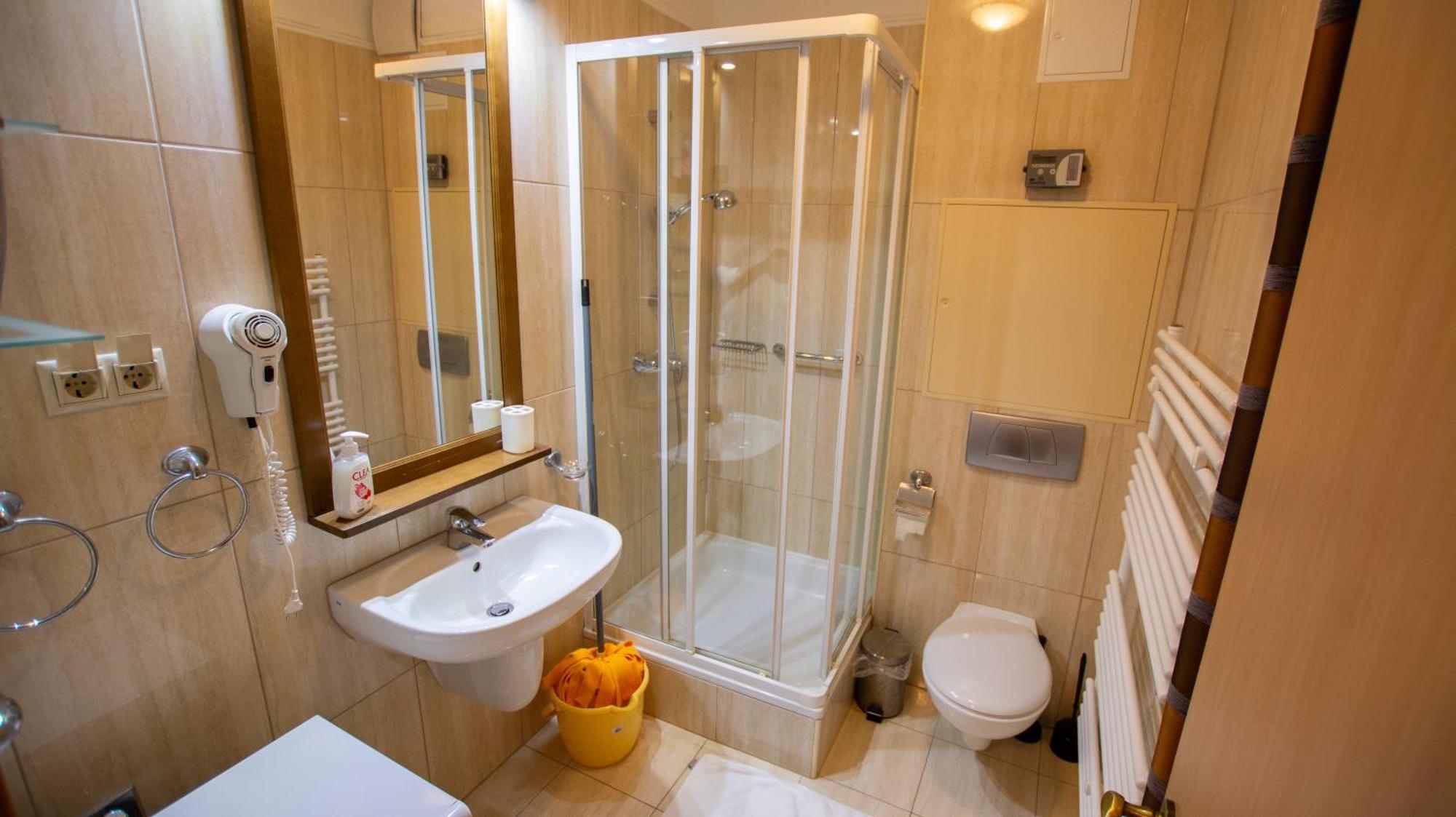 Bernadett Villa Apartman 3 Bük Buitenkant foto